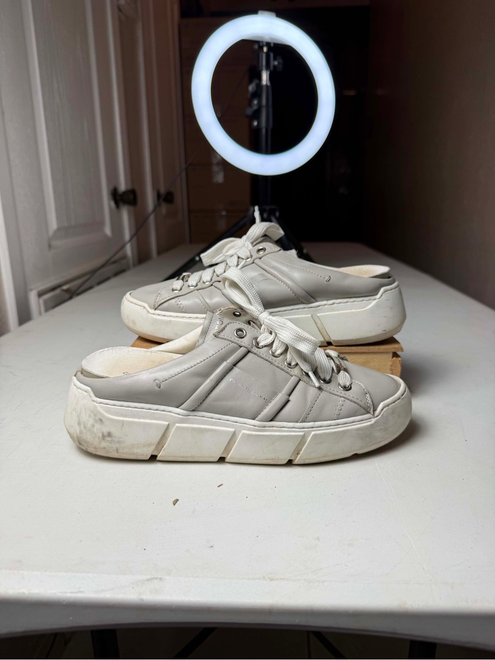 Costume National
Leather Sneakers
Women's Size: 36 / US 6